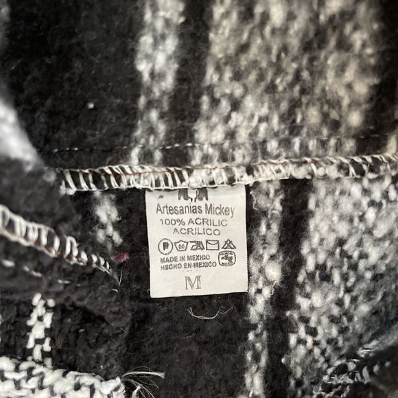 Baja Mexican Made Drug Rug Surf Hoodie Rastafarian Black White M - Picture 4 of 5